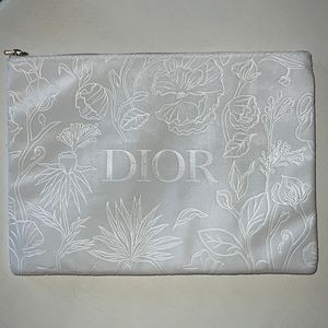Dior Pouch